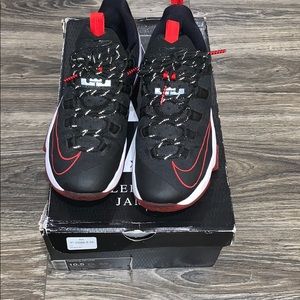 Lebron James xlll low shoes size 10.5 .Used